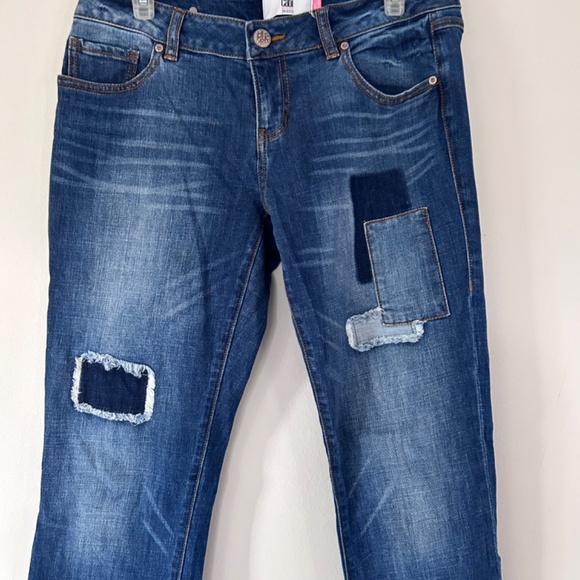 🔶Cabi Slim Boyfriend Patch Look Jeans - Picture 10 of 14